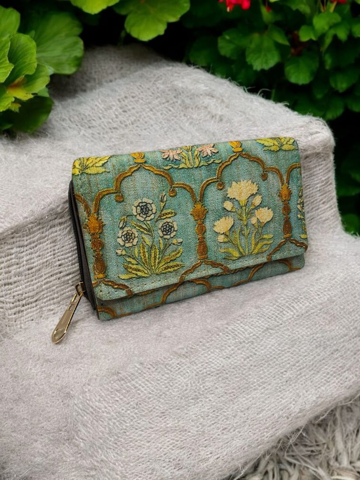 The Tussar 3-Fold Small Wallet