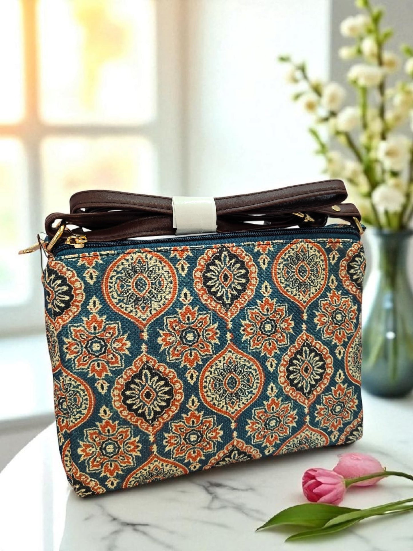 Tussar Sling - Small Double Zip