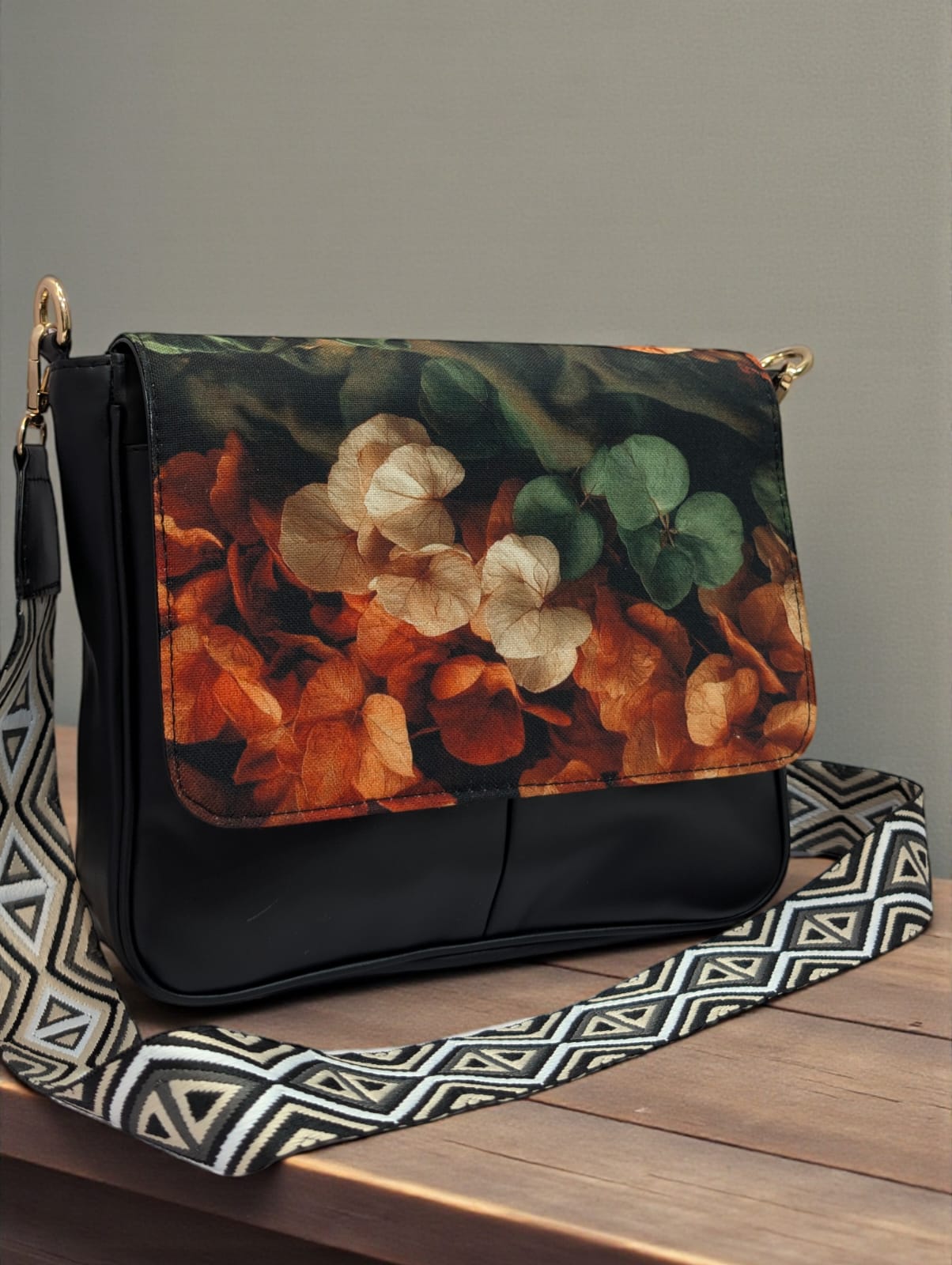 Mood-Switch - One Sling 3 Flaps