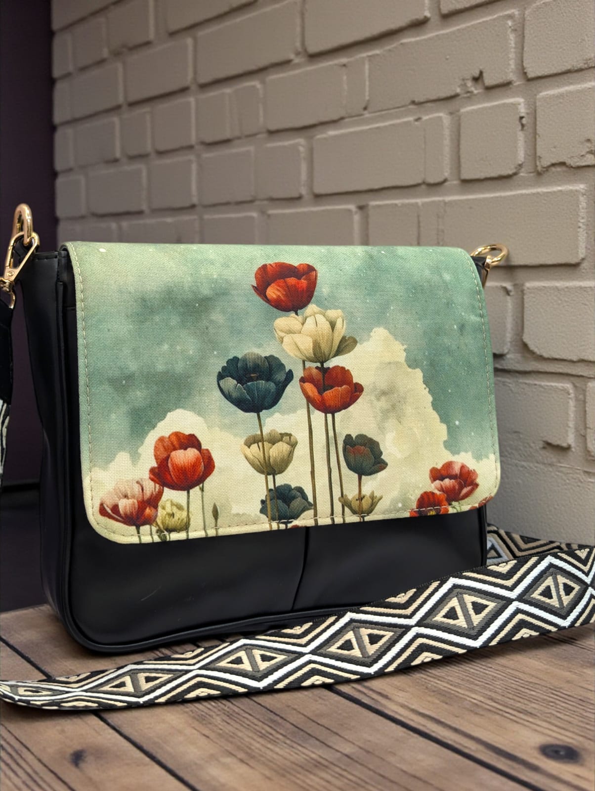 Mood-Switch - One Sling 3 Flaps