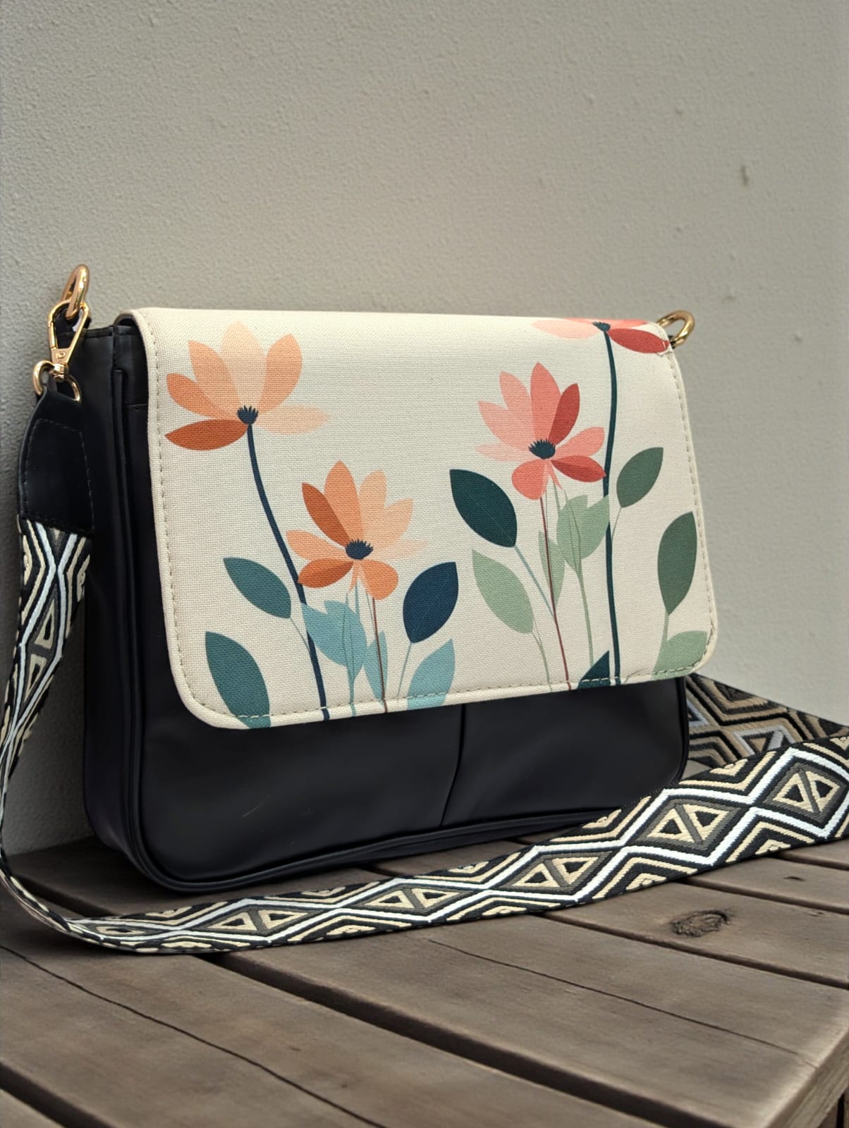 Mood-Switch - One Sling 3 Flaps