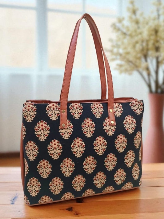The 3 Pocket Printed Tote - Cotton