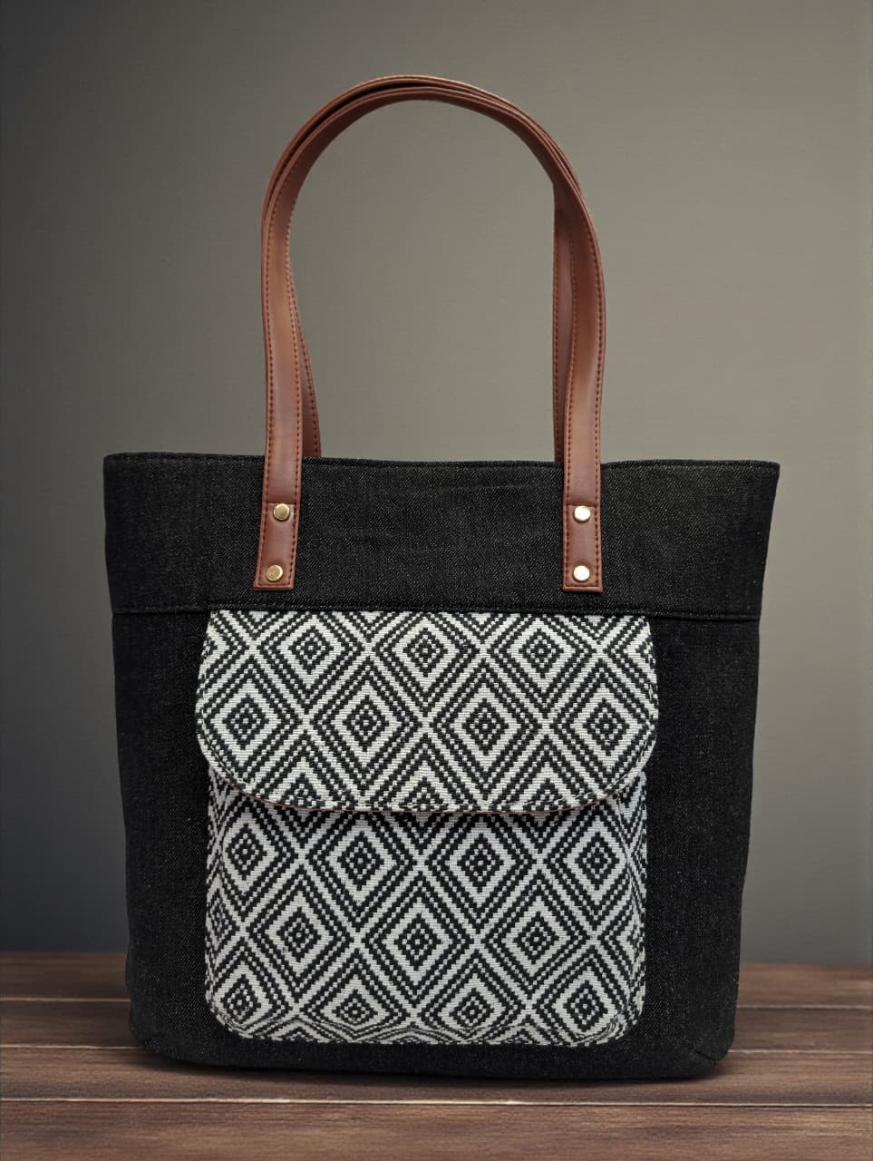 The Nova Tote