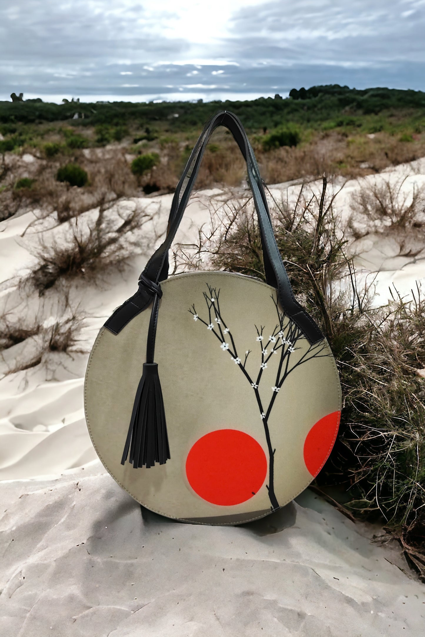 The Round Tote