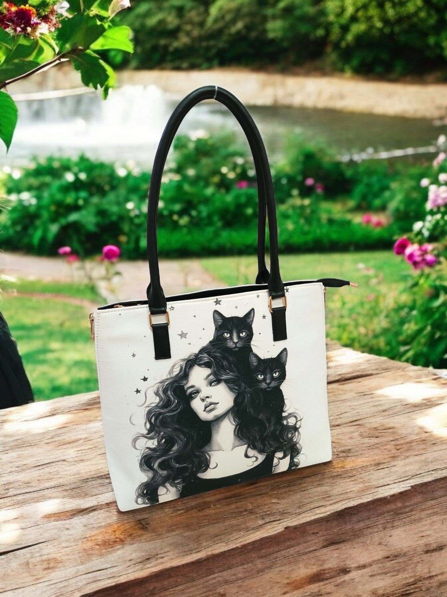 The Side Zipper Tote