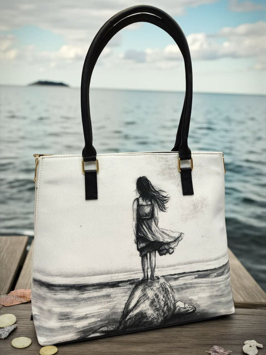 The Side Zipper Tote