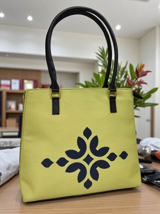 The Side Zipper Tote