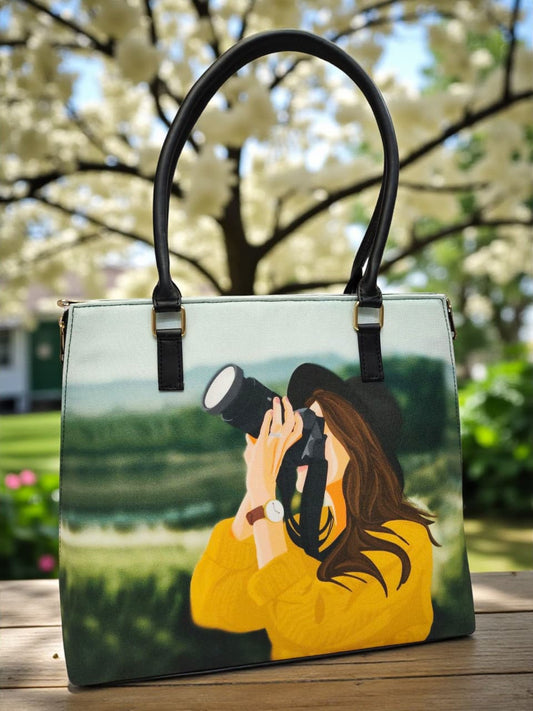 The Side Zipper Tote