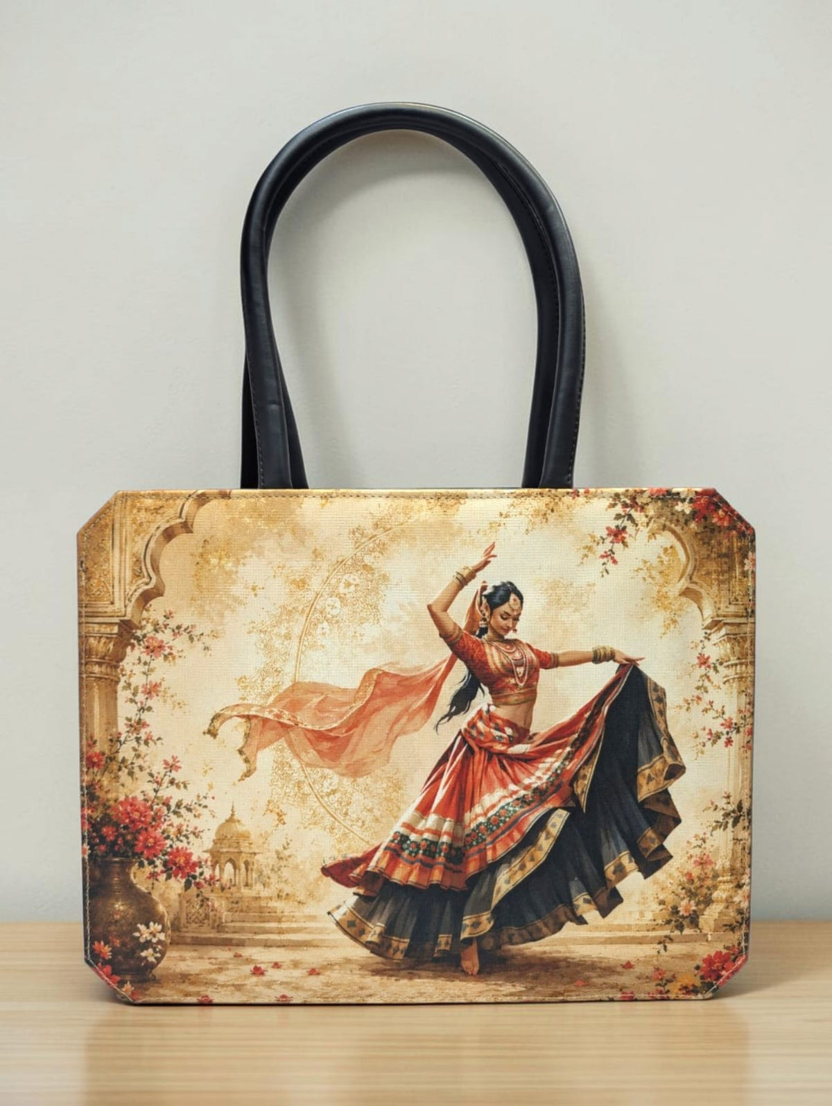 The Elsa Tote