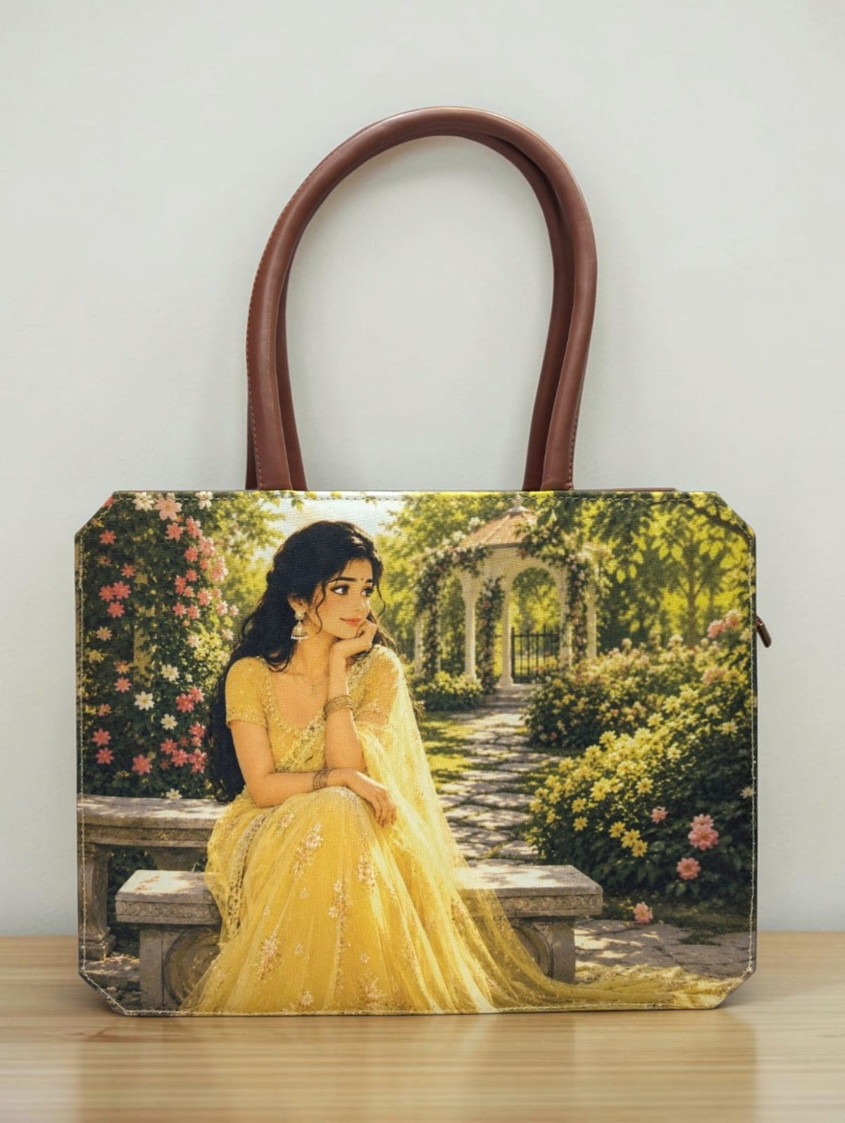 The Elsa Tote