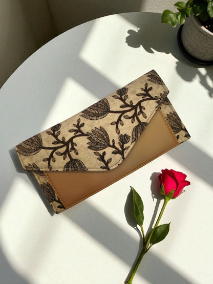 The Sleek Cotton Wallet