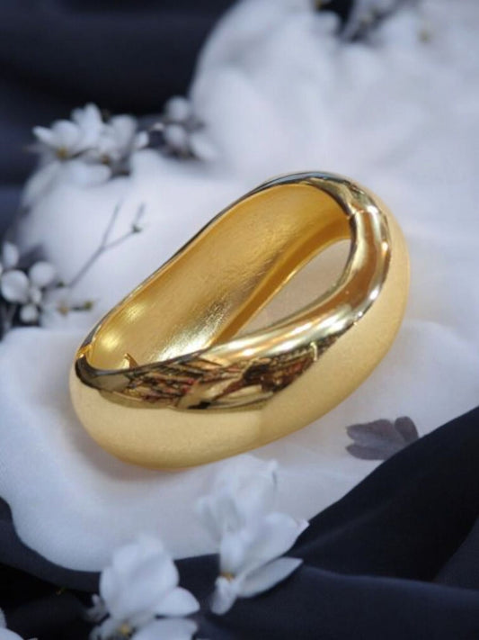 The Cuff Kadaa - By " ZEVAR "