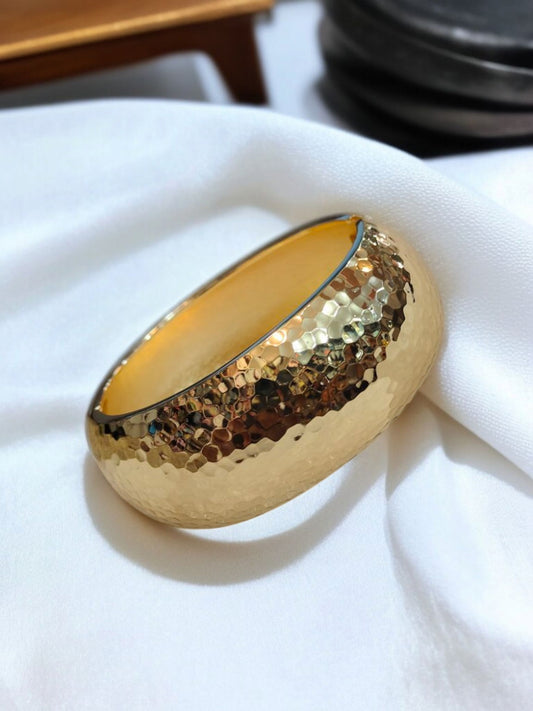 The Cuff Kadaa - By " ZEVAR "