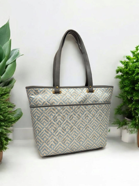 The Basket Tote