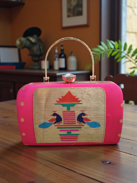 The MorPaakhi Clutch - Design 02 (Pink)
