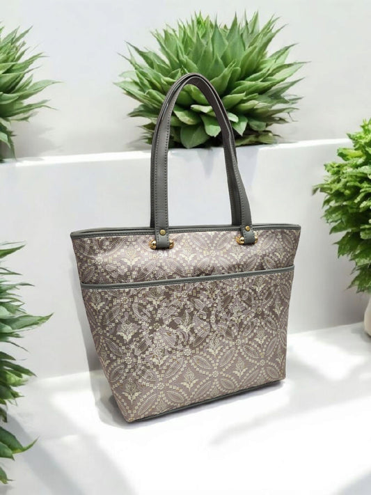 The Basket Tote