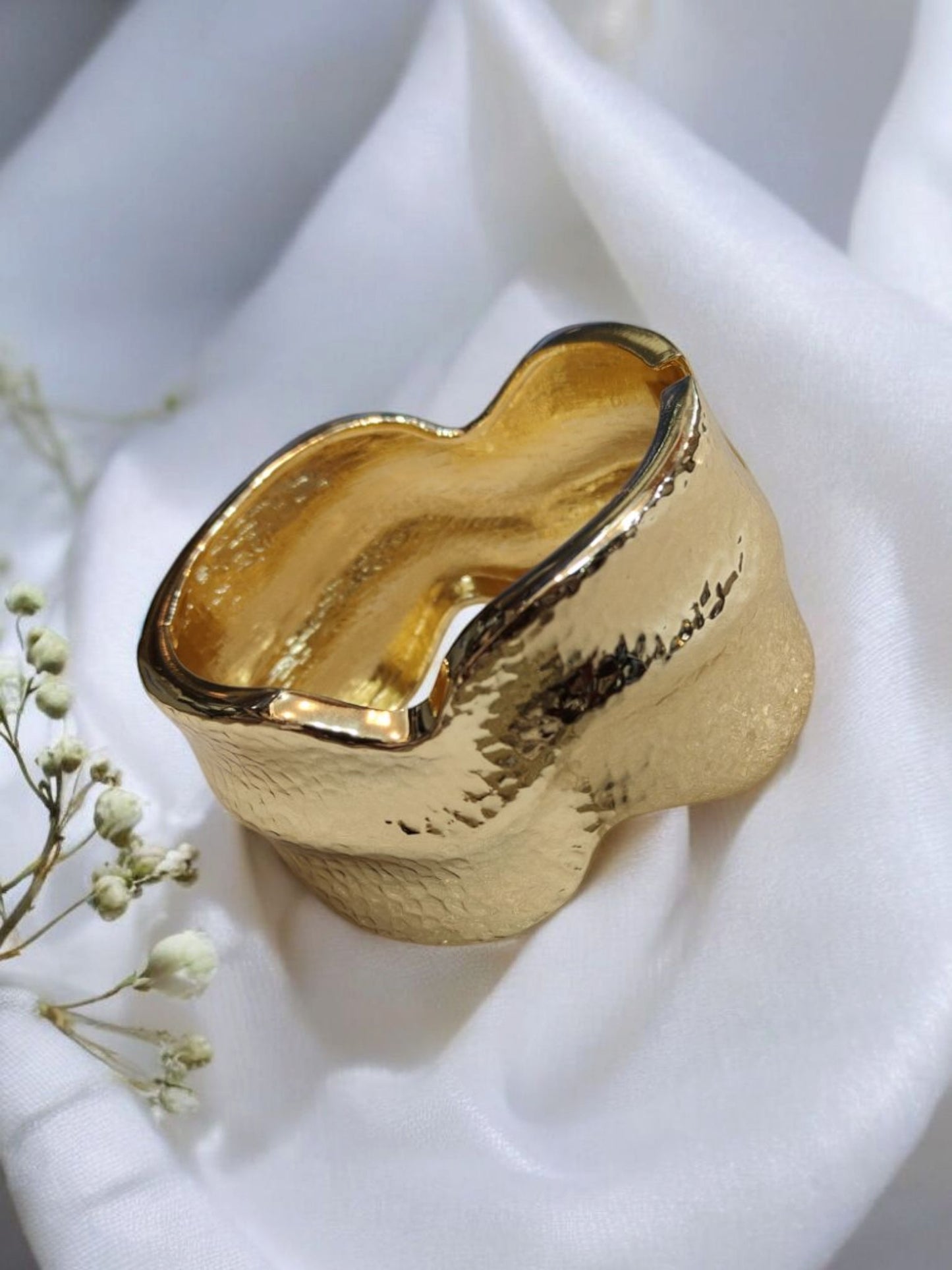 The Cuff Kadaa - By " ZEVAR "